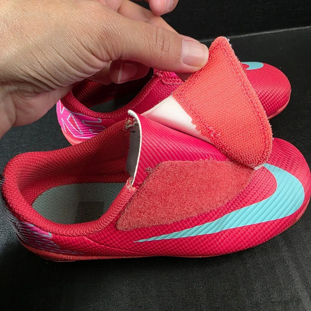 Nike Mercurial Vapor 15 Club Pink Blue Kids Soccer Cleats FQ8290-800 Size 11C